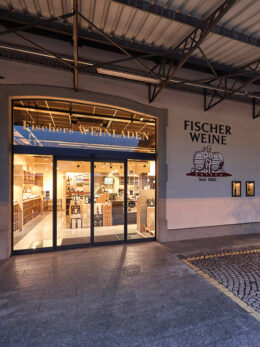 Fischers Weinladen am Bahnhofplatz in Sursee