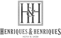 Logo Henriques & Henriques, Câmara de Lobos